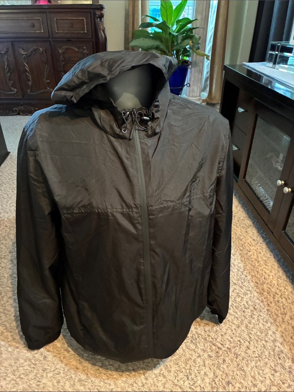 Goodfellow Men's Dark Black Hooded Lightweight Windbreaker Jacket